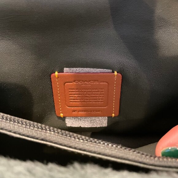 Coach Tabby Shoulder Bag 26 In Shearling - Picture 8 of 14